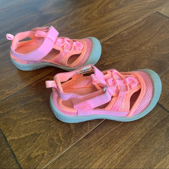 Oshkosh toddler water shoes - Picture 2 of 5